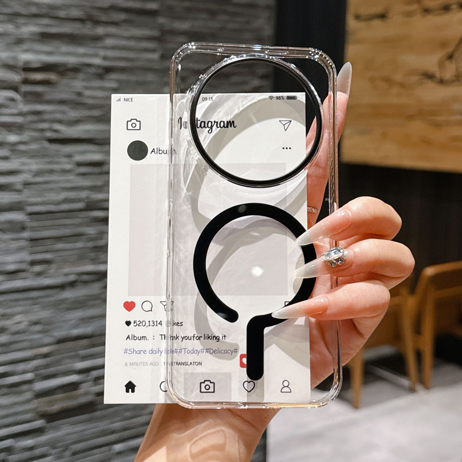 Custodia per telefono traspare - Oppo Find X8 recensione e prezzo